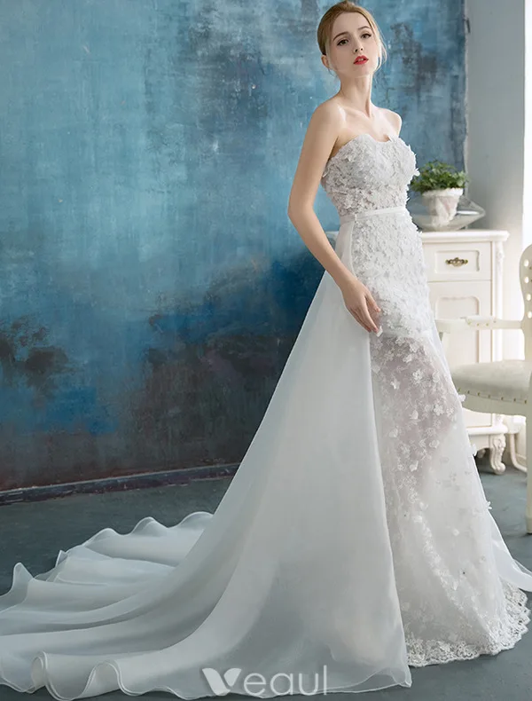 Stunning Beach Wedding Dresses 2016 Mermaid Strapless Applique Lace Flowers Detachable Train Bridal Gown